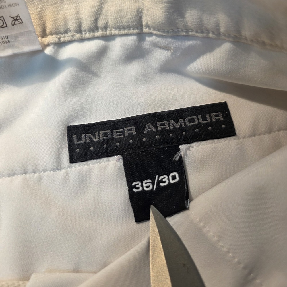 Under Armour Mens‎ 36x30 Performance Golf Pants Mens Beige Cream Wicking Tech - Picture 8 of 13